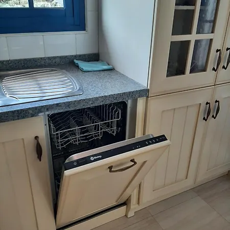 Vakantiehuis Nala Meer- Bergblick, Solarbeheizter Pool, Ruhige Lage, Alles Zu Fuss Erreichbar Playa Blanca (Lanzarote)