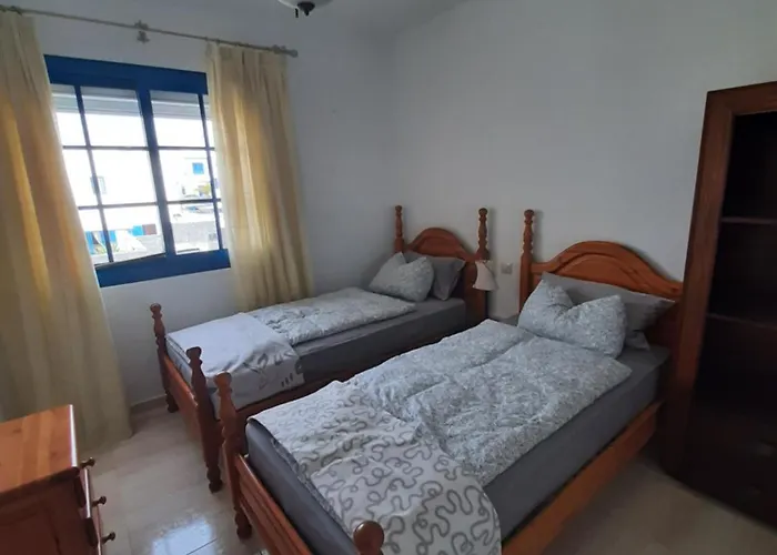 Nala Meer- Bergblick, Solarbeheizter Pool, Ruhige Lage, Alles Zu Fuss Erreichbar Dom wakacyjny *