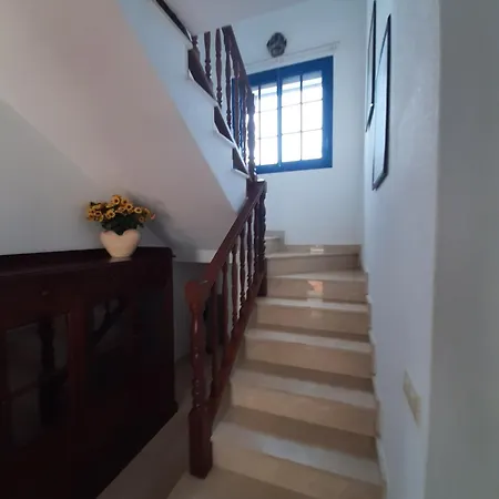 Ferienhaus Nala Meer- Bergblick, Solarbeheizter Pool, Ruhige Lage, Alles Zu Fuß Erreichbar Playa Blanca (Lanzarote)