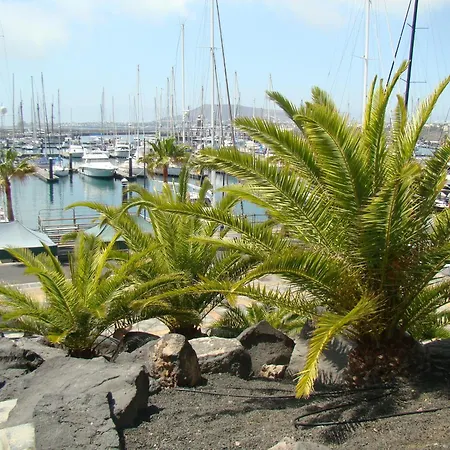 Hébergement de vacances Nala Meer- Bergblick, Solarbeheizter Pool, Ruhige Lage, Alles Zu Fuss Erreichbar Playa Blanca (Lanzarote)
