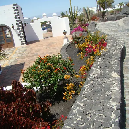 Ferienhaus Nala Meer- Bergblick, Solarbeheizter Pool, Ruhige Lage, Alles Zu Fuß Erreichbar Playa Blanca (Lanzarote)