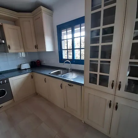 Nala Meer- Bergblick, Solarbeheizter Pool, Ruhige Lage, Alles Zu Fuss Erreichbar Hébergement de vacances